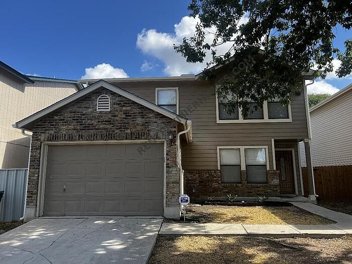 1st image of 822 Meadow Dl