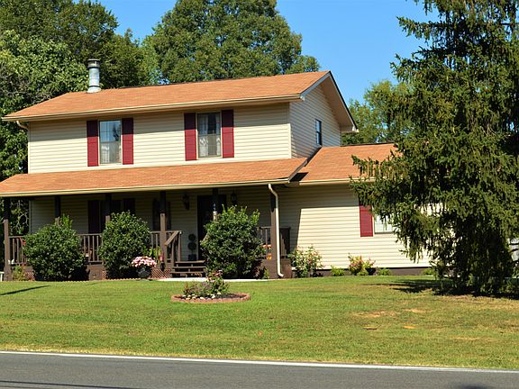 2nd image of 4321 NE Tazewell Pike