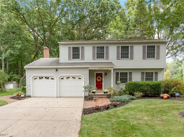 1631 Chadwick Rd, Kent, OH 44240