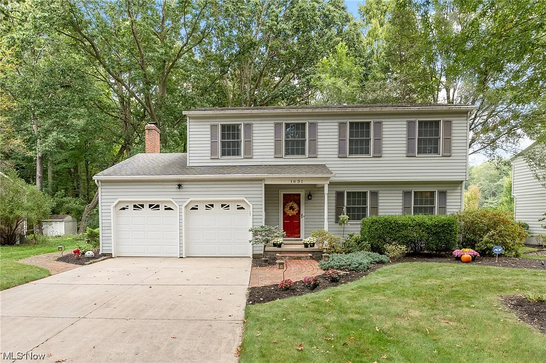 1631 Chadwick Rd photo 1