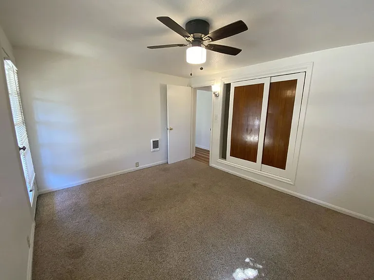 710 W Broccoli St — Photo 18