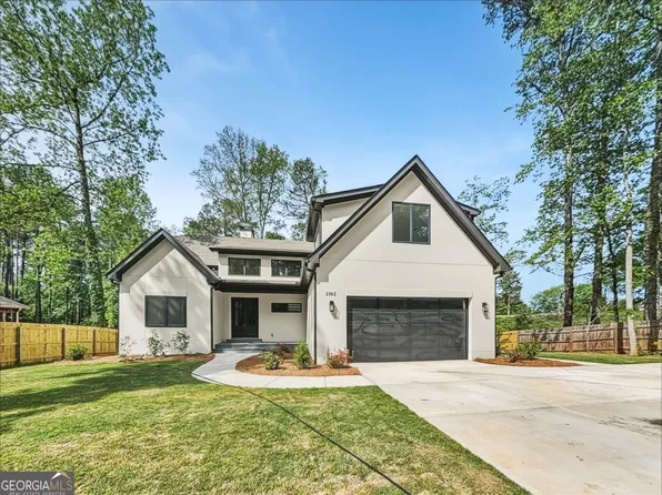 2162 Plantation Ct, Lawrenceville, GA 30044