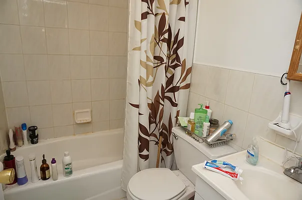 Rented by J Misrahi Realty Corp | media 4