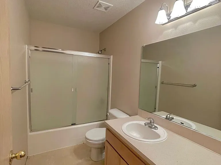 8516 NE Knott St — Photo 16