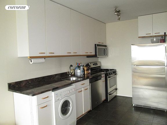 4th image of 350 W 50th St APT 27D