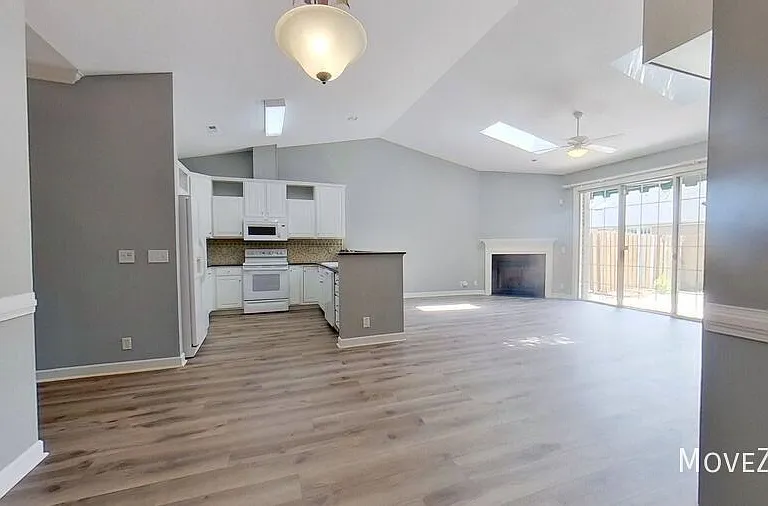5006 Carleton Dr #94 — Photo 4