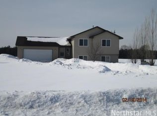 1884 90th St, New Richmond, WI 54017