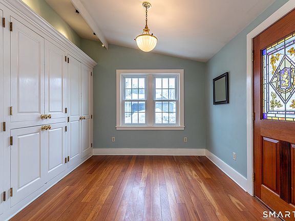 3rd image of 143 East Canaan Road