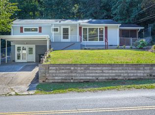 1114 Fernway Rd, Chattanooga, TN 37405