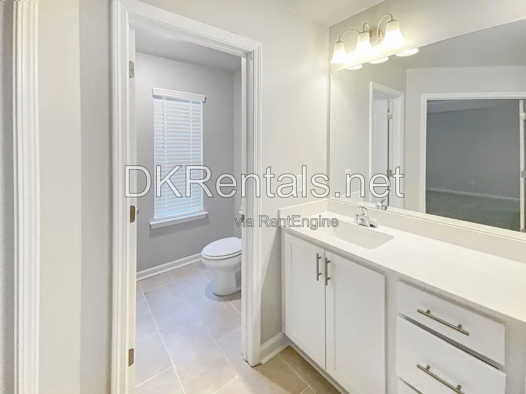 1466 Fern Ridge Ln #8 — Photo 9
