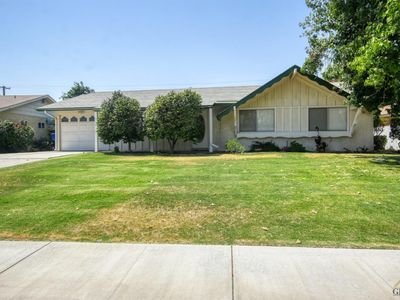 513 Pebble Beach Dr, Bakersfield, CA, 93309