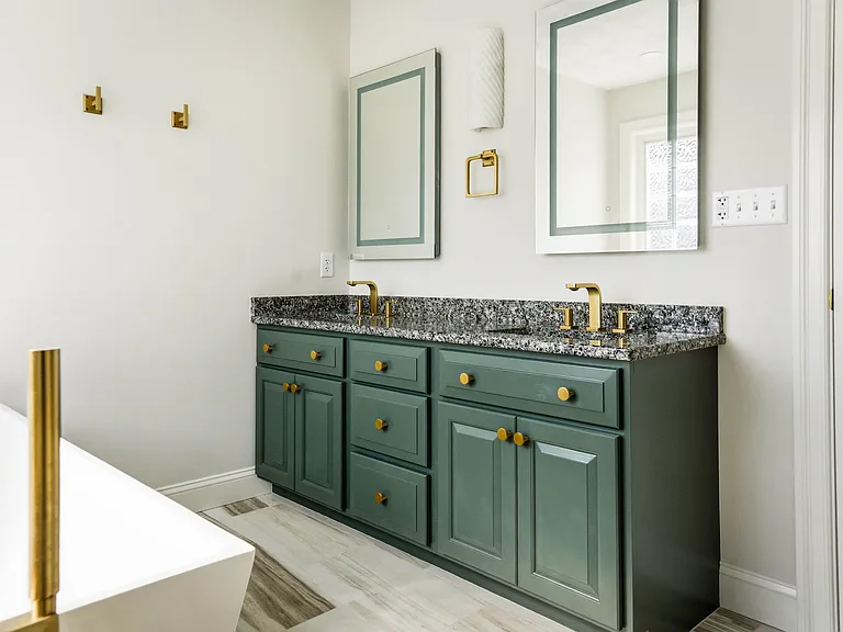 5 Dorothy E Lucey Dr — Photo 14