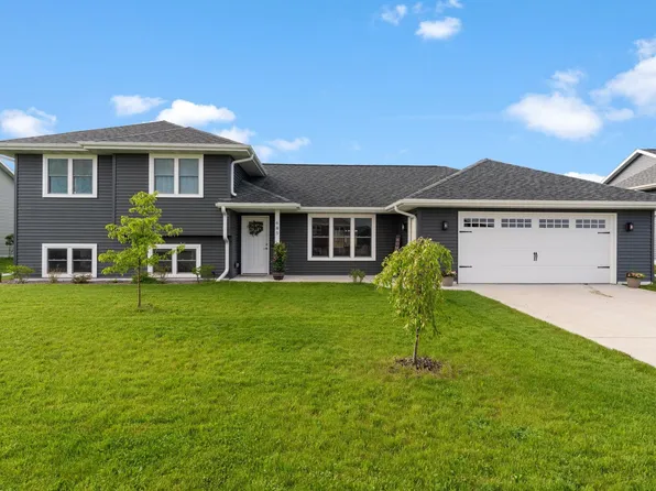 685 Prairie Vw, Evansville, WI 53536
