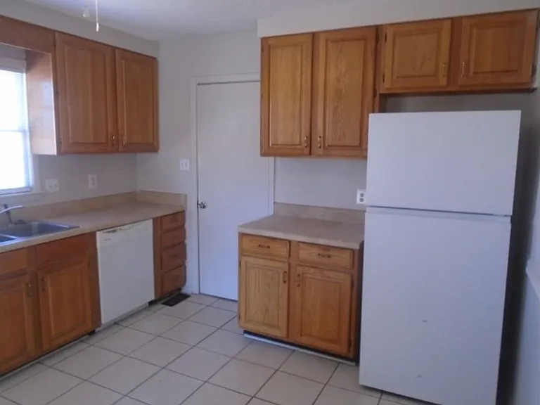 2253 Rustic Trl — Photo 8