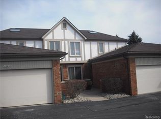 49620 Ellis Ct, Shelby Township, MI 48315