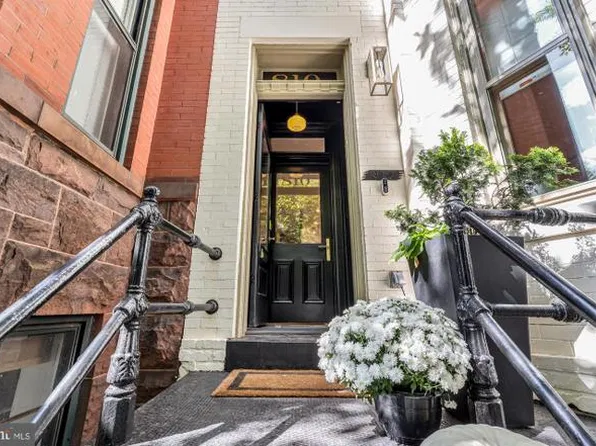 810 N Carolina Ave SE, Washington, DC 20003