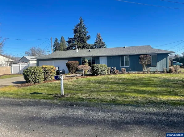 145 N 4th St, Lebanon, OR 97355