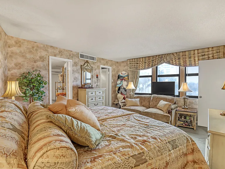 2800 N Ocean Dr #A-3C — Photo 13