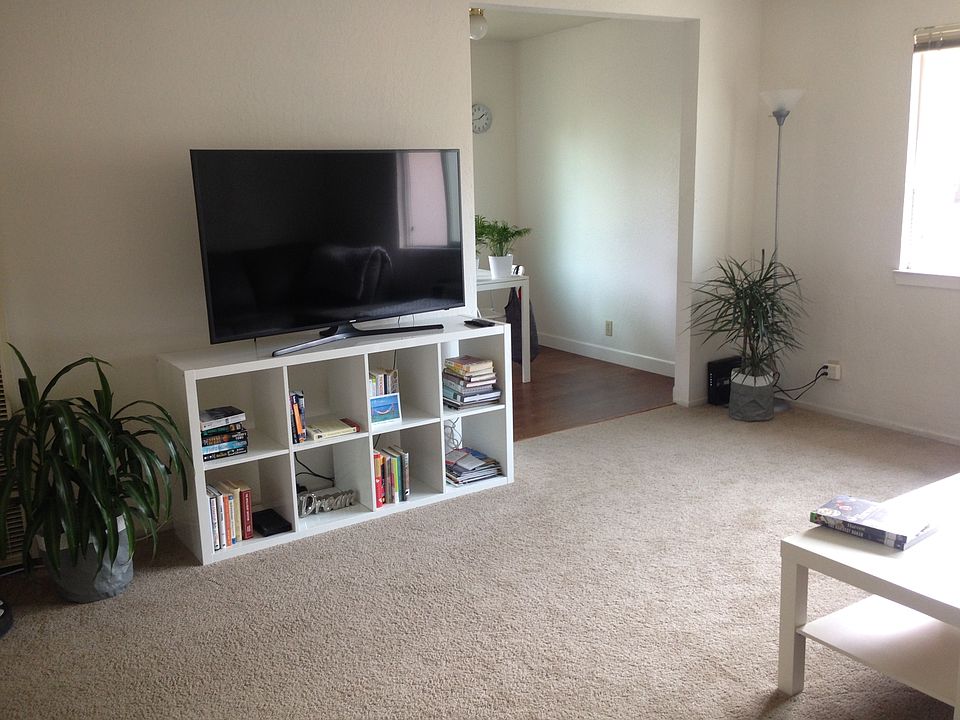 2nd image of 663 La Grande Dr APT 1