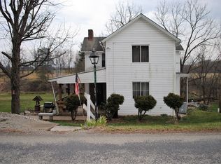 560 Creek Rd, Scottdale, PA 15683