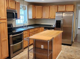 118 Sherwood Dr, Manchester, NH 03103