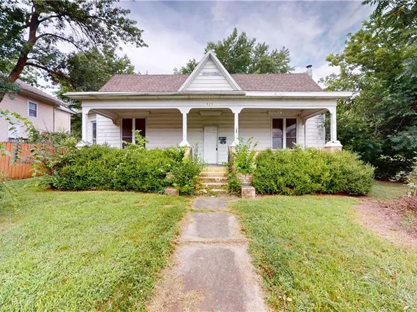 429 N Washington St, Nevada, MO 64772