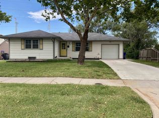 8006 E Levitt Dr, Wichita, KS 67207