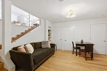 Rented by Liss Real Estate Group LLC