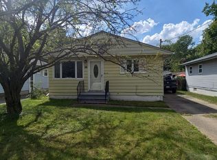 827 Abbe Rd, Elyria, OH 44035