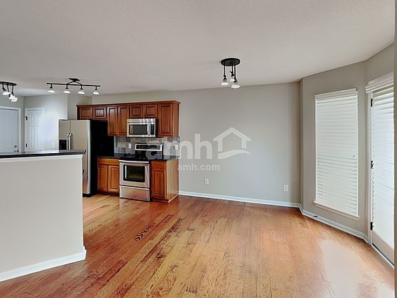 5th image of 9815 NE 98th Ter
