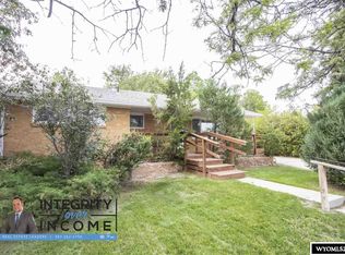 934 Country Club Rd, Casper, WY 82609