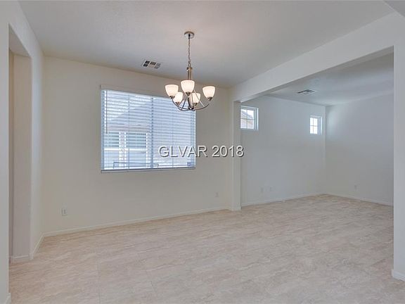 3rd image of 3372 Osiana Ave
