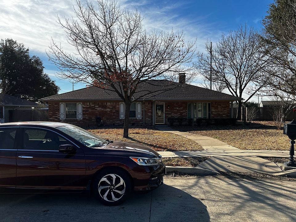 1st image of 2114 Wellington Dr