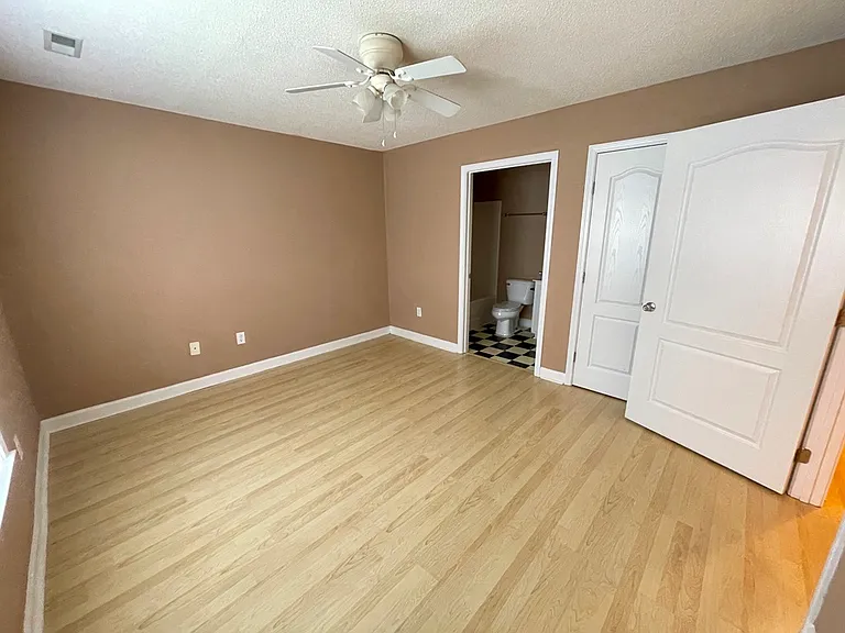 3436 Westgate Dr — Photo 15