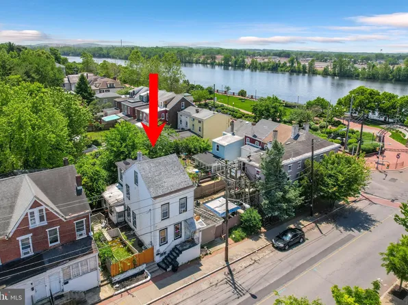 5 Lalor St, Trenton, NJ 08611