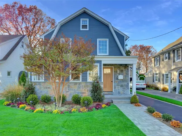 30 Remsen Lane, Floral Park, NY 11001