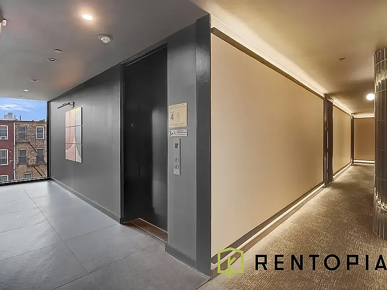 658 Madison St #4I — Photo 9