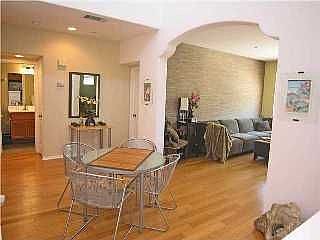 3rd image of 1643 Sunnyside Ave