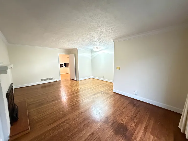 12607 S Pope Lick Rd — Photo 2
