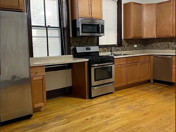 5th image of 2315 N Oakley Ave #1A