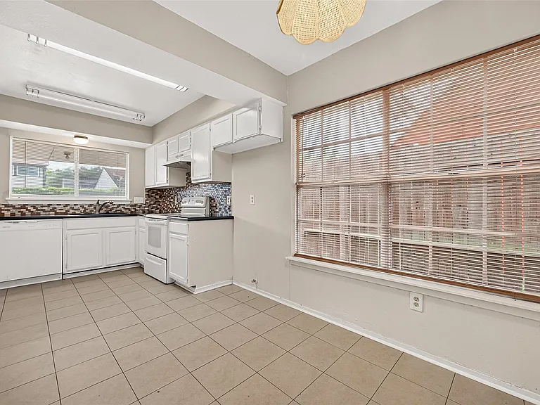 16707 Running Quail Ct — Photo 9