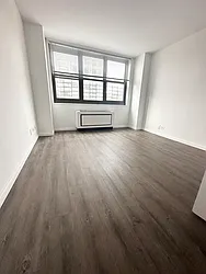 Rented by Manhattan Realty Group