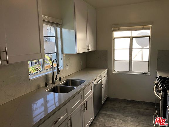 4th image of 1321 N Laurel Ave APT 12
