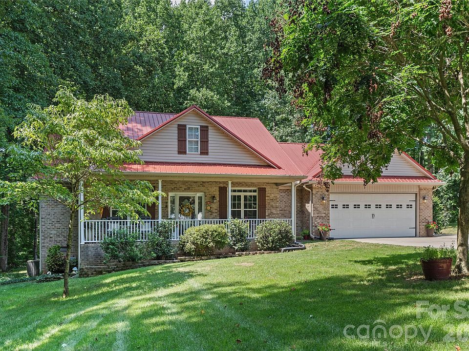 1st image of 2017 Cameron Heights Cir