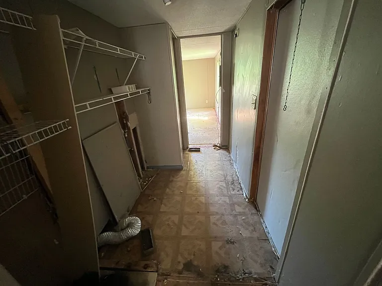 195 NE Coachlight Dr — Photo 15