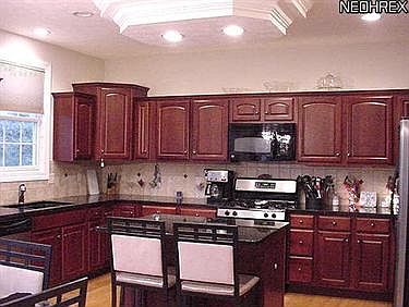 4th image of 362 Jade Blvd