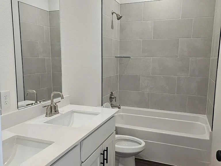 441 W Canada Dr — Photo 13