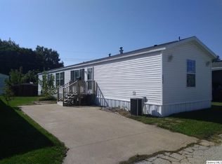 2538 Steven Dr, Quincy, IL 62301
