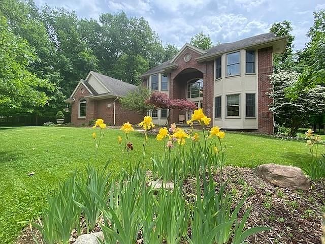 1st image of 8525 Sherwood Dr