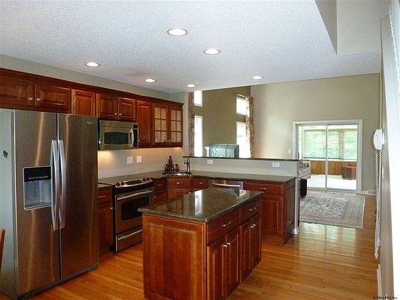 5th image of 23A Fairway Dr